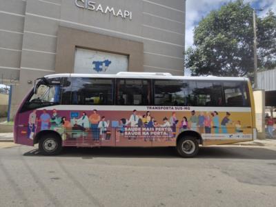 Micro-ônibus do Transporta SUS são entregues a três municípios consorciados